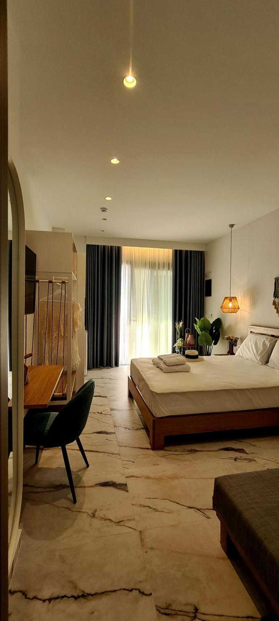 Costa Anastasia_Sea View Suites Nea Vrasna Room photo